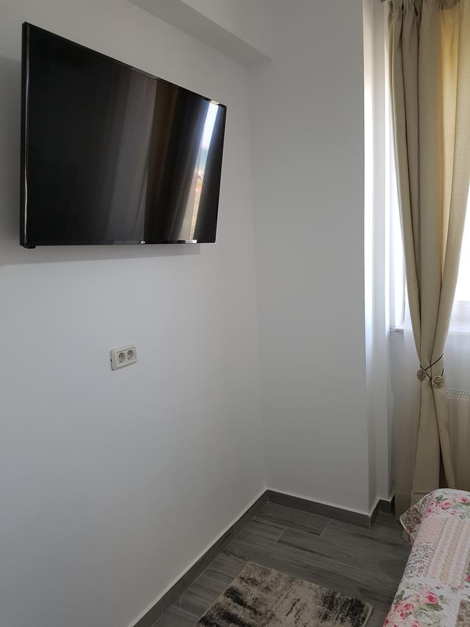 Frontal View By Twin Residence Mamaia Exterior photo